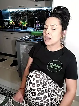 hot-babygirl's cam snapshot