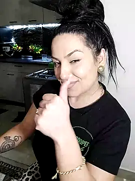 hot-babygirl's cam snapshot