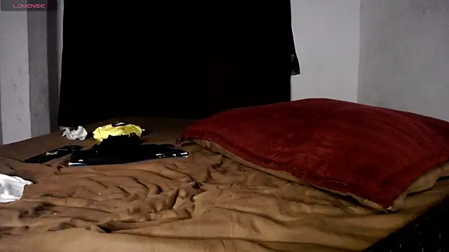 DaraKat18 live sex cam