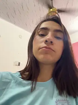 lunaluxury22 live sex cam