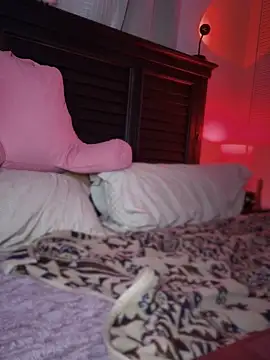 DallasAria's cam snapshot