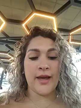 Sara_smiiith211 live sex cam