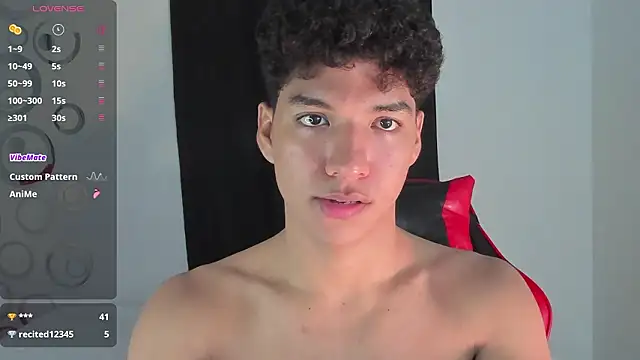 Maximiliano_Khalil live sex cam