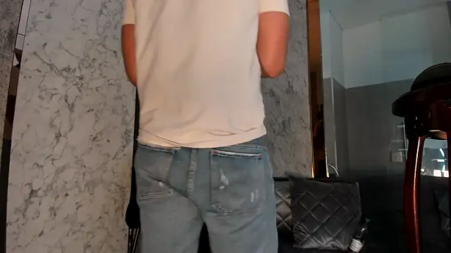 Maik_Mejia live sex cam