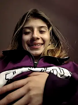 KratosAfroditacs live sex cam