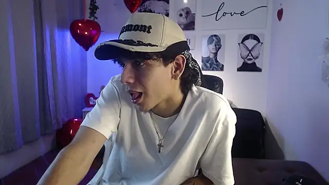 AmethystShadow17 live sex cam