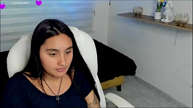 Caroline_rodriguez9's cam snapshot