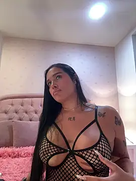 Bella__Wood live sex cam