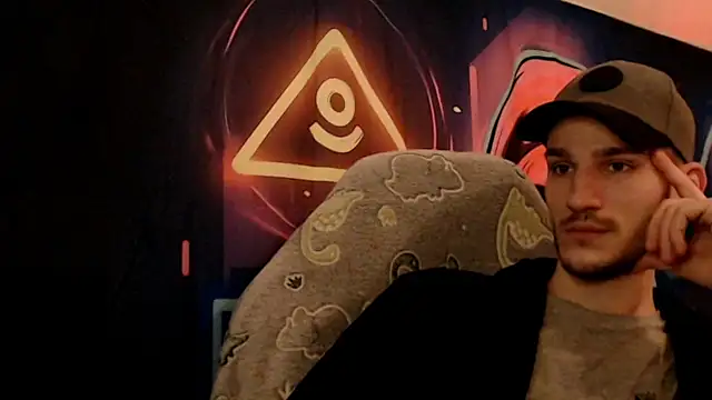 yoyoboy988's cam snapshot