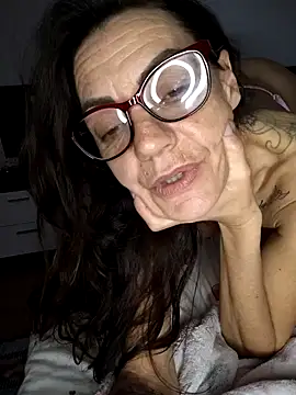 Eimikuro11's cam snapshot