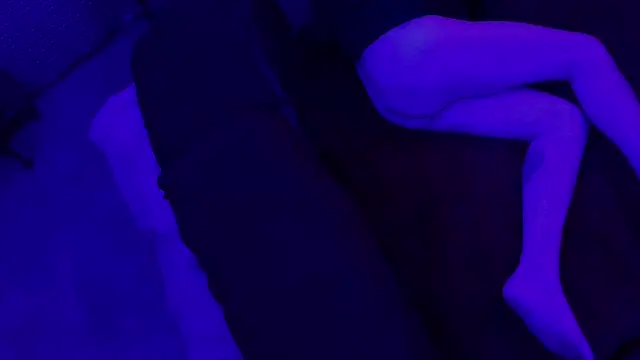 Time2playN303party's cam snapshot