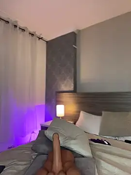 MiilaBlake's cam snapshot