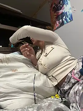 QueenNefertiti live sex cam