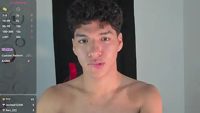 Maximiliano_Khalil live sex cam