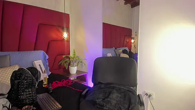 LadyLuminary live sex cam