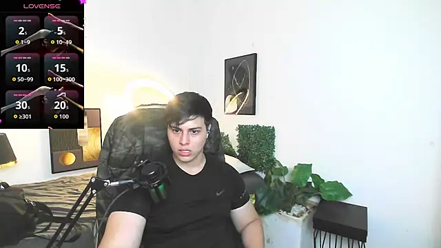 Thom_Ohtani live sex cam