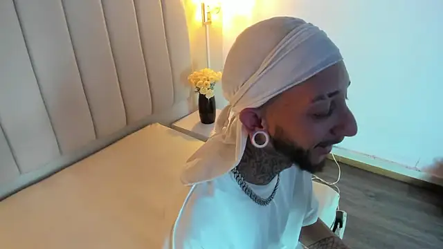 axel_valtier live sex cam