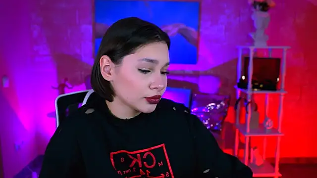 KimClarks_ live sex cam