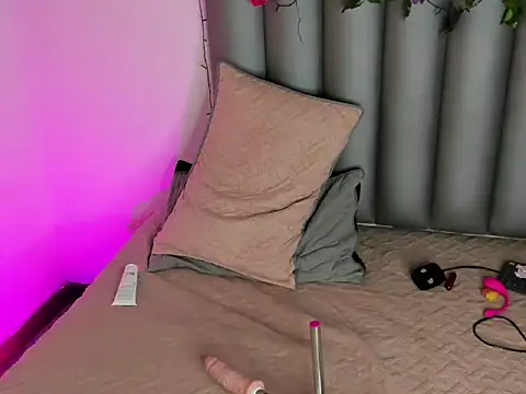 Miaa-Foxx live sex cam