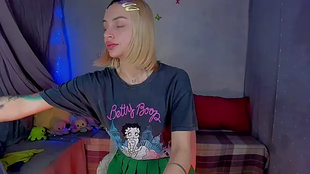 YourLizzyDoll live sex cam