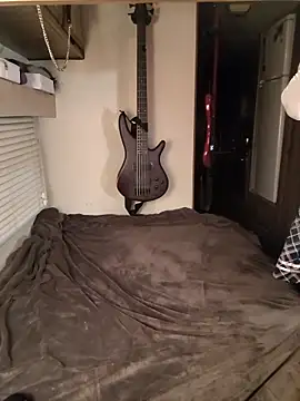 ThaTgirlAlli live sex cam