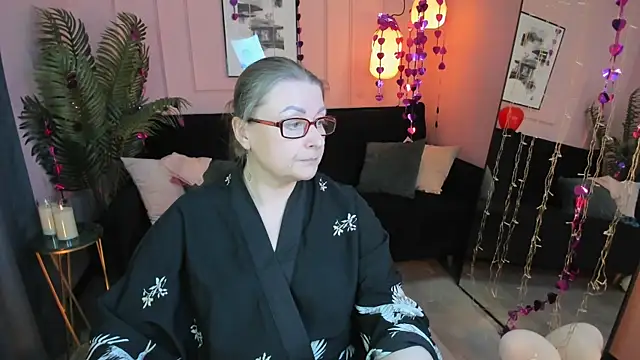 AlexandraKind's cam snapshot