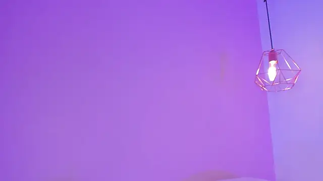 Kate_bale's cam snapshot