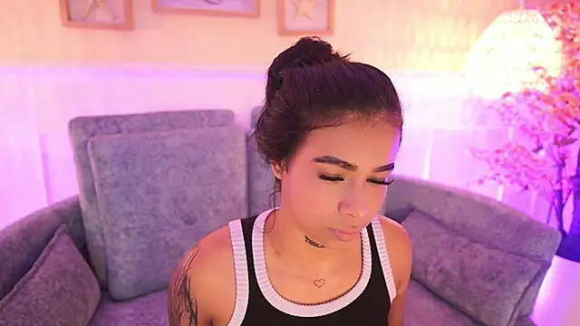 MeganLowell's cam snapshot