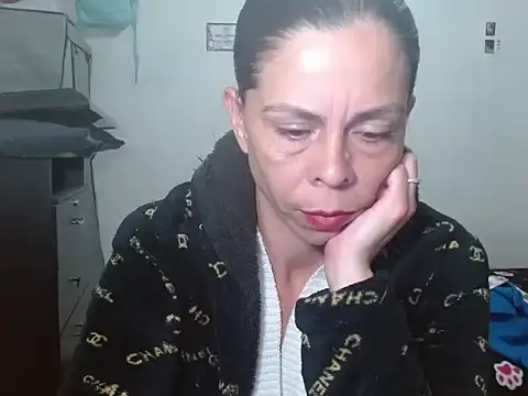 Marilyn_xxxx live sex cam