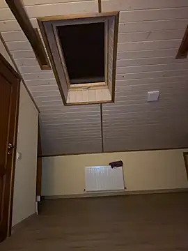 SecretSeduce's cam snapshot