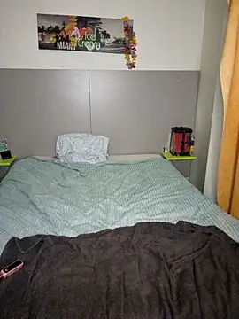 LaGazolina's cam snapshot