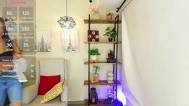 Sassy--Girl live sex cam