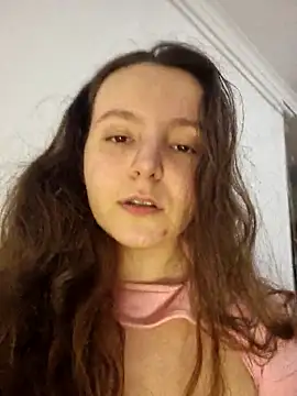 LineaDemie's cam snapshot