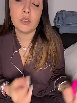 Novababy18 live sex cam