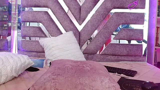 Taylor_scottt's cam snapshot