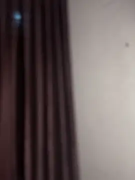 DominantDesiree live sex cam