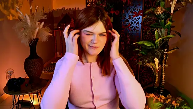 EllieFoxy live sex cam