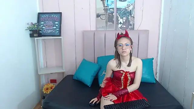 casandraroberthrs707's cam snapshot