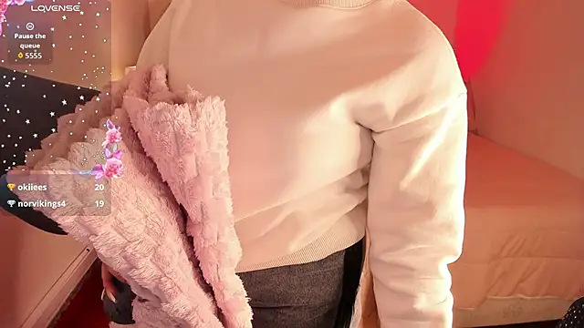 BarbieHannaB_'s cam snapshot