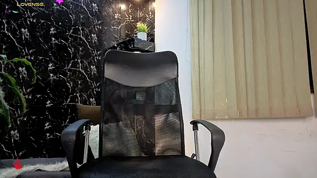 Apolo_lux1 live sex cam