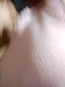 TRIEUTRIEU20's cam snapshot