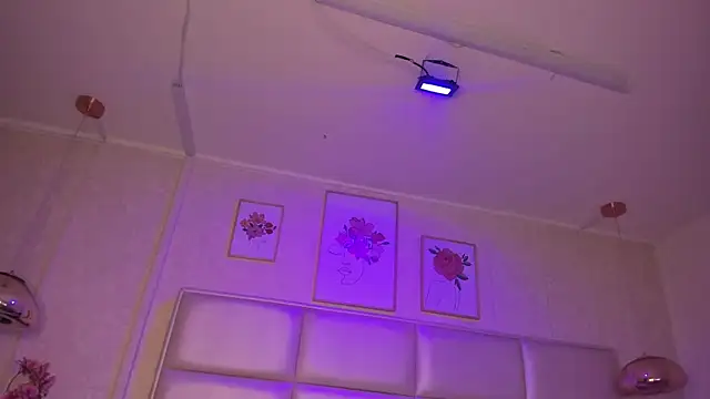 Xara_u's cam snapshot