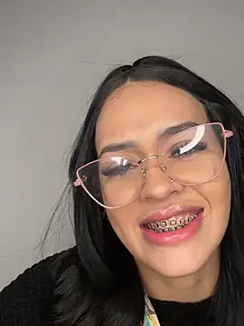 Lylyyy01's cam snapshot