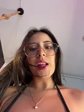 Juanita-Diaz live sex cam