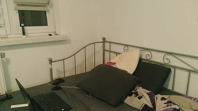 StephPra94's cam snapshot