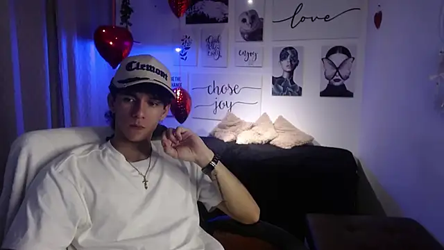 AmethystShadow17's cam snapshot