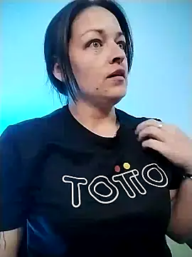 Ivanna_Greey1's cam snapshot