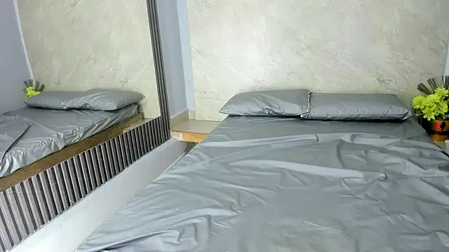 Flor-salvajee's cam snapshot