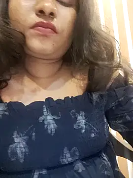 Cutie_bae011's cam snapshot