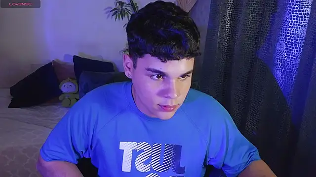 eithan_jonnes live sex cam